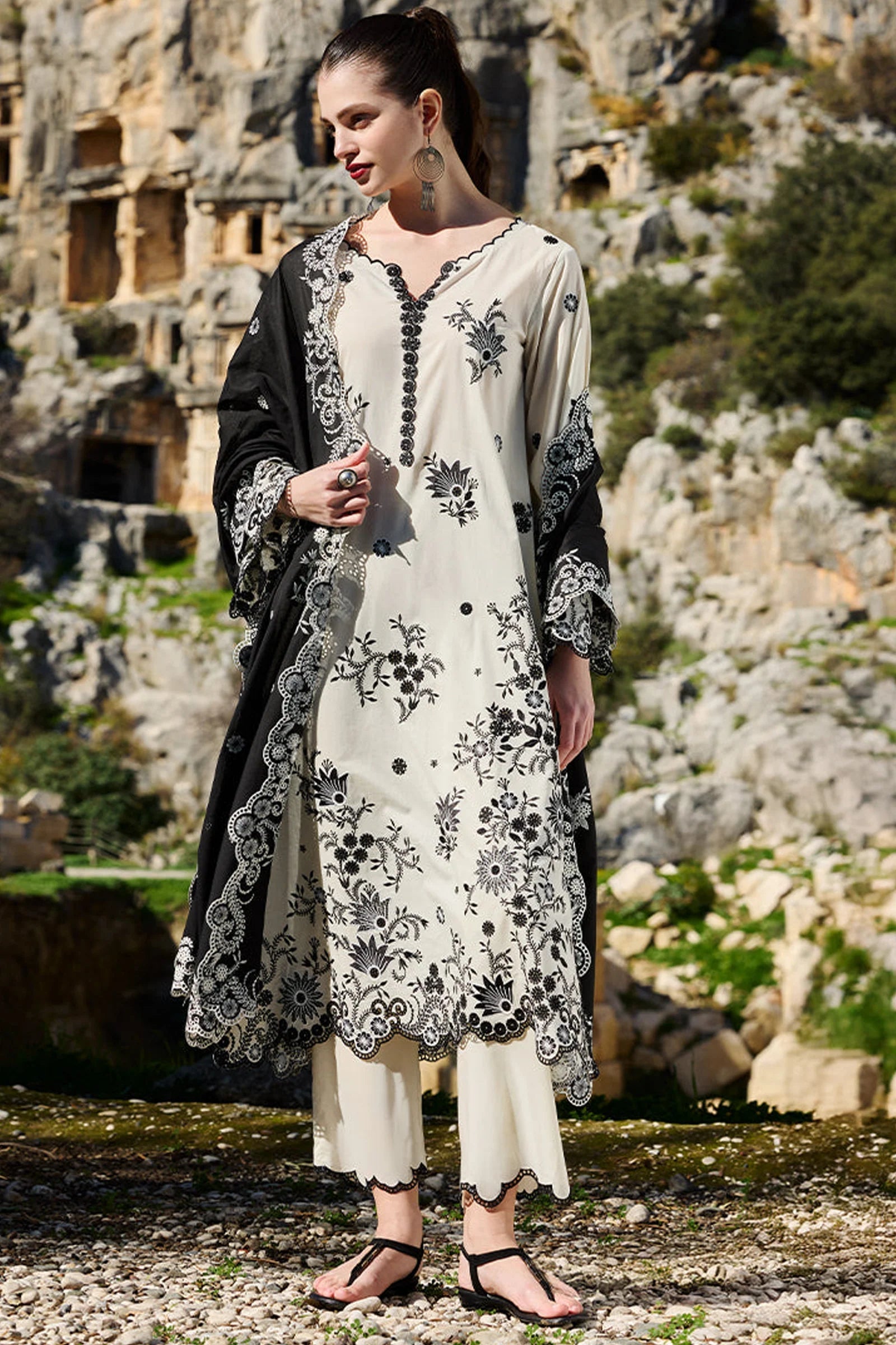 IMAGE - 3PC LAWN EMBROIDERED SHIRT WITH CHIFFON EMBROIDERED DUPATTA AND TROUSER - HML2167