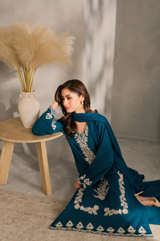iznik - 3PC Lawn Embroidered Suit - VL1292