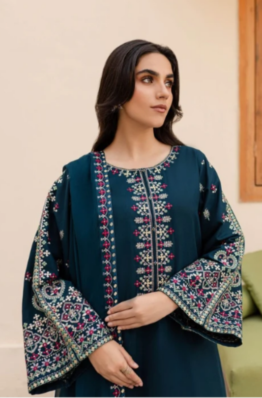 Embroidered Dhanak Unstitched 3PC Set | FS3041