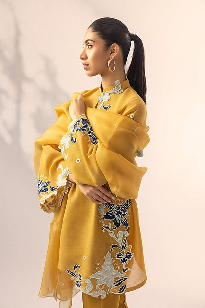 3PC Lawn Embroidered Shirt With Chiffon Embroidered Dupatta. VL820