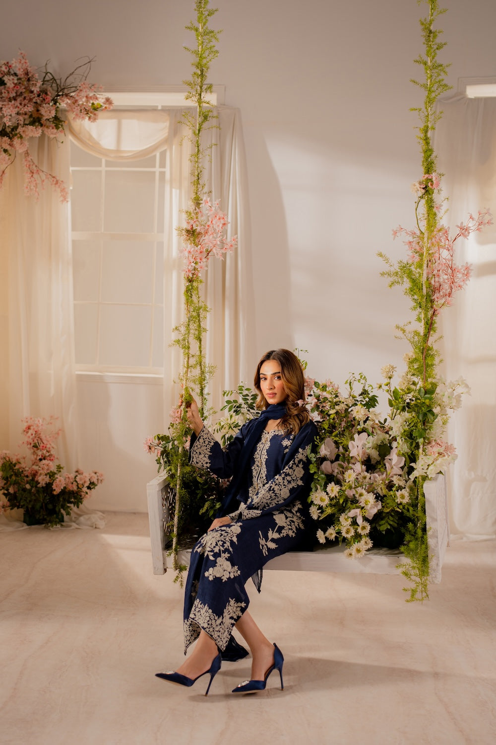 Summer Unstitched 3PCs Embroidered Lawn Dress With Manaar Dupatta - VL1306