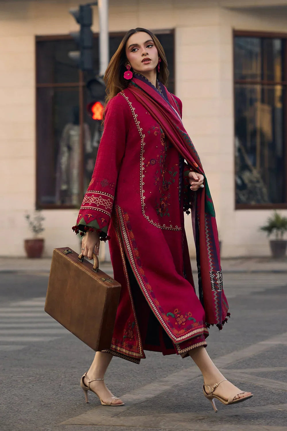 Zara Shahjahan - Lawn 3PC Embroidered Suit - VL1312
